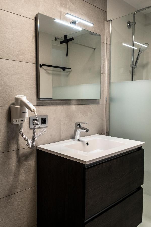 Guesthouse Max Zwijndrecht Екстериор снимка
